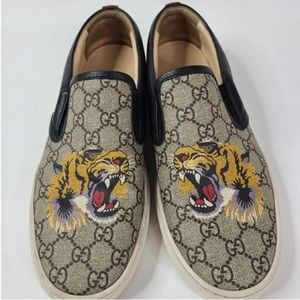 Size 9 Gucci Shoes (worn once)